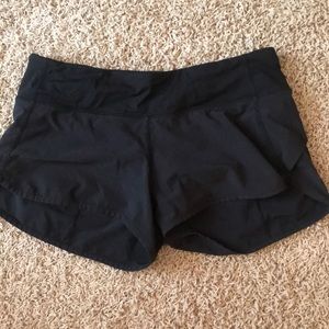 Black lululemon speed up shorts